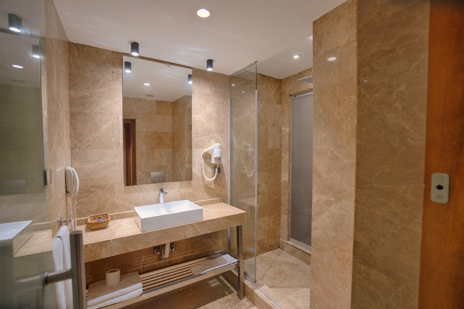 Banyo 1
